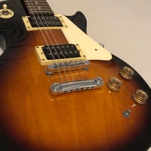 2006 epiphone les Paul 100 electric guitar